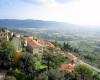 800px-Cortona-view.jpg